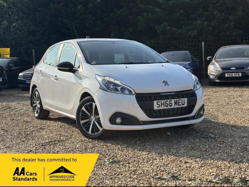 PEUGEOT 208 1.2 PureTech Active Design Lime Euro 6 5dr