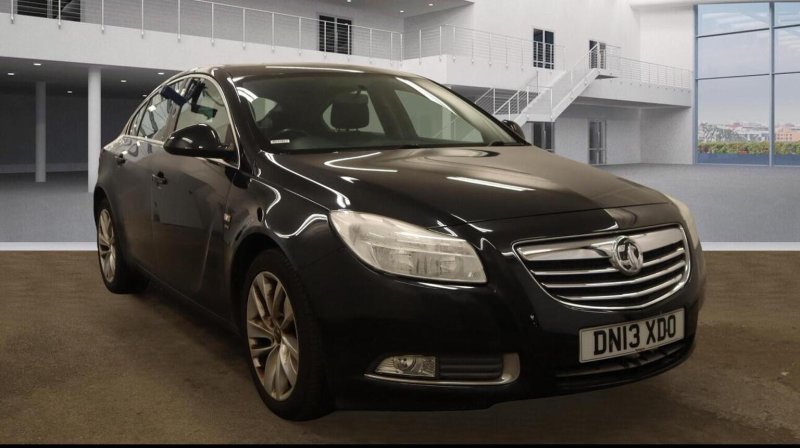 VAUXHALL INSIGNIA 1.8 16V SRi Nav Euro 5 5dr